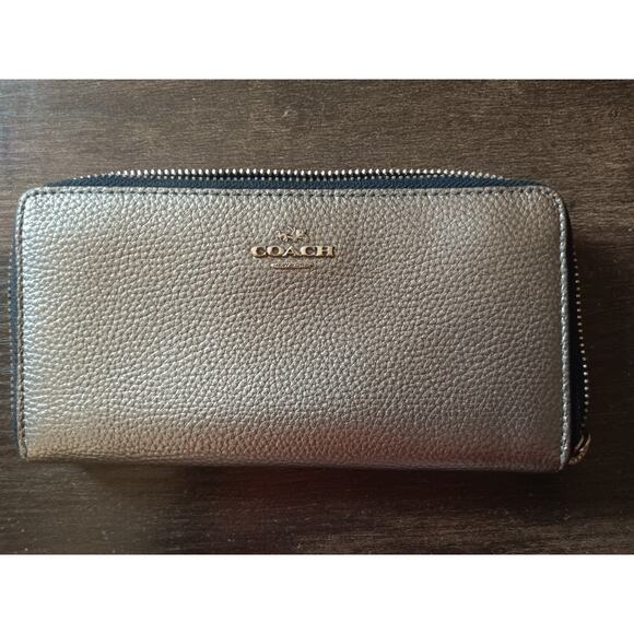 Coach Metallic Leather Zip Around Wallet Women’s Designer Purse - Picture 1 of 3